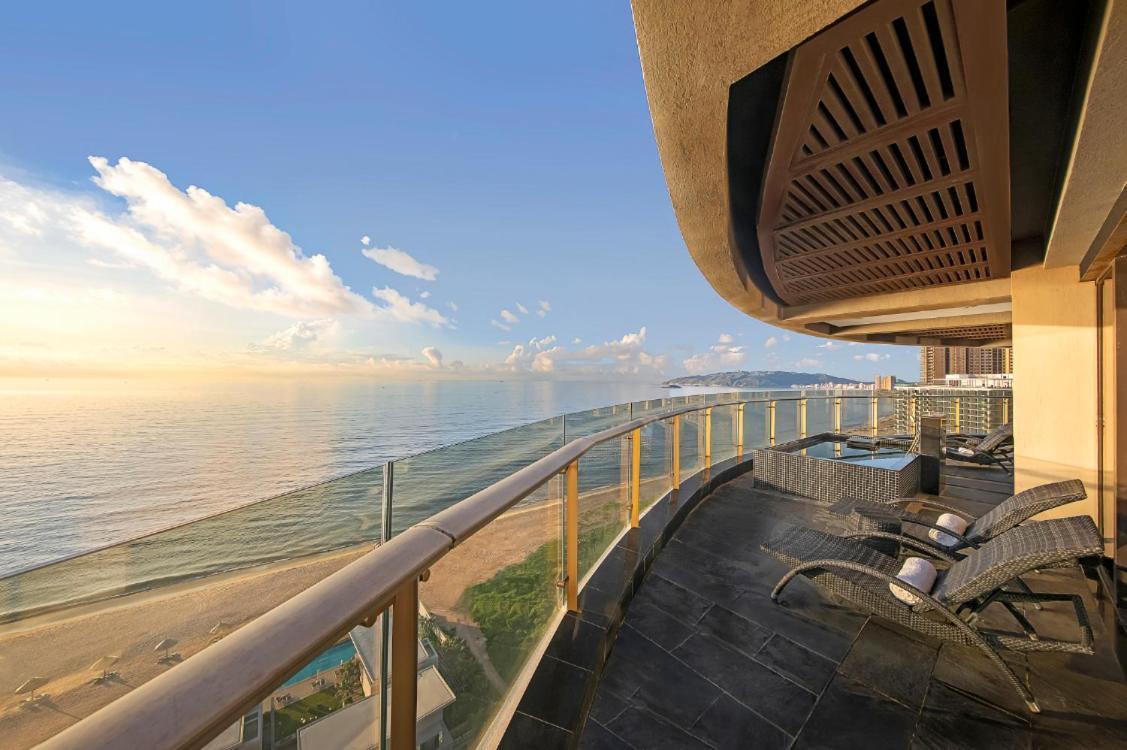 Howard Johnson Sandalwoods Resort Huizhou Huidong Exterior photo