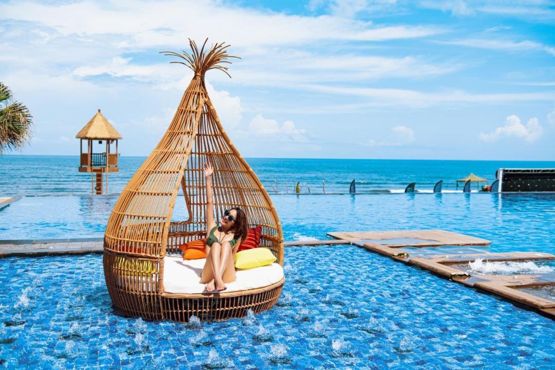 Howard Johnson Sandalwoods Resort Huizhou Huidong Exterior photo
