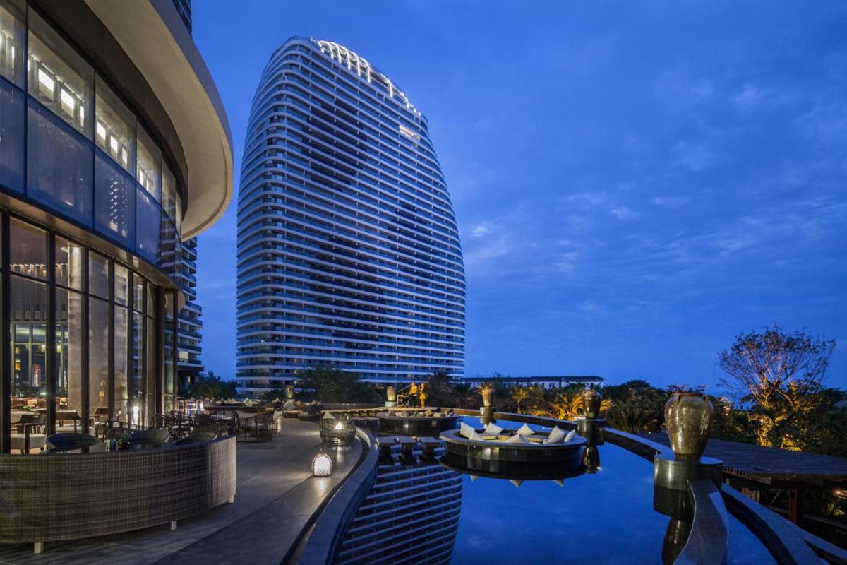 Howard Johnson Sandalwoods Resort Huizhou Huidong Exterior photo